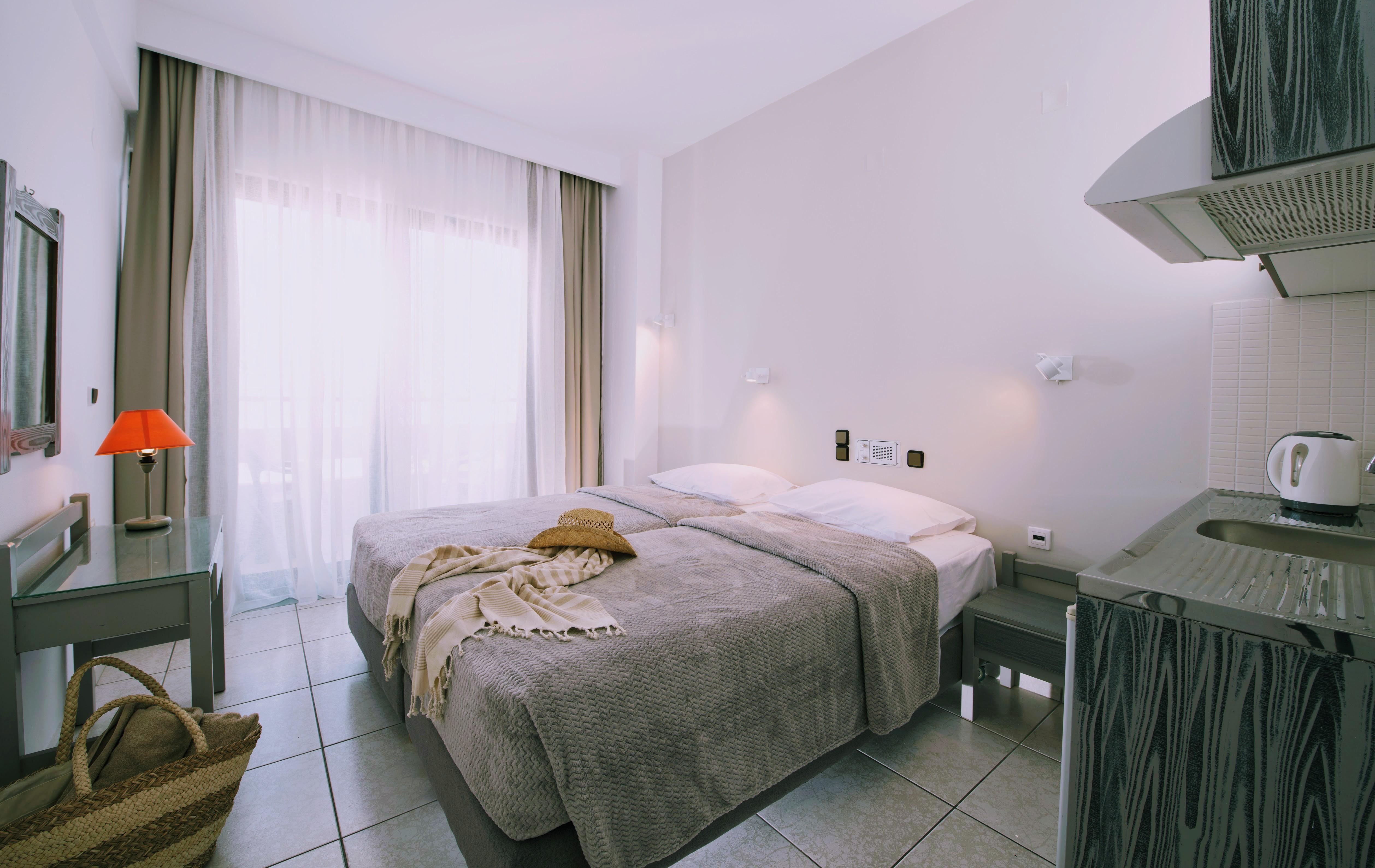 Hermes Hotel Malia Luaran gambar